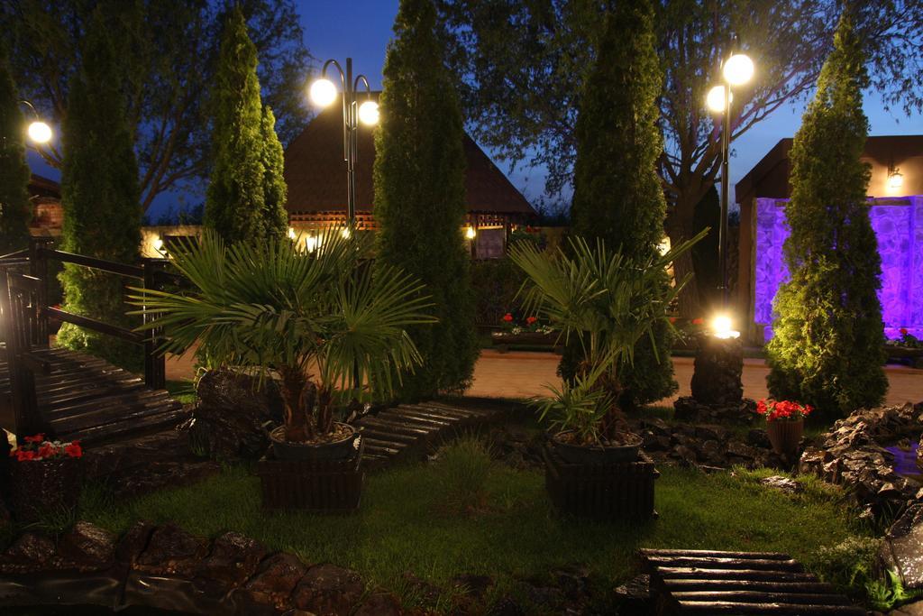 Rixo'S Guesthouse Circea Exterior photo