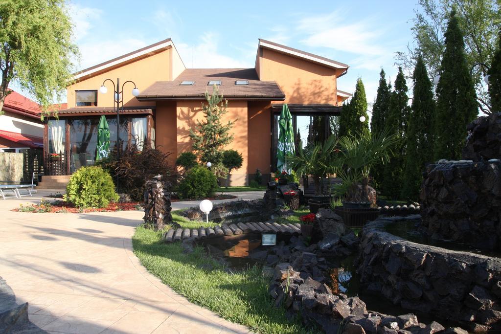 Rixo'S Guesthouse Circea Exterior photo