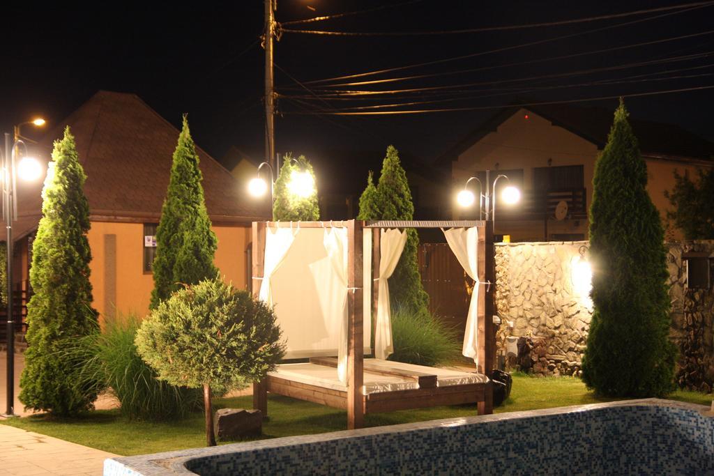 Rixo'S Guesthouse Circea Exterior photo