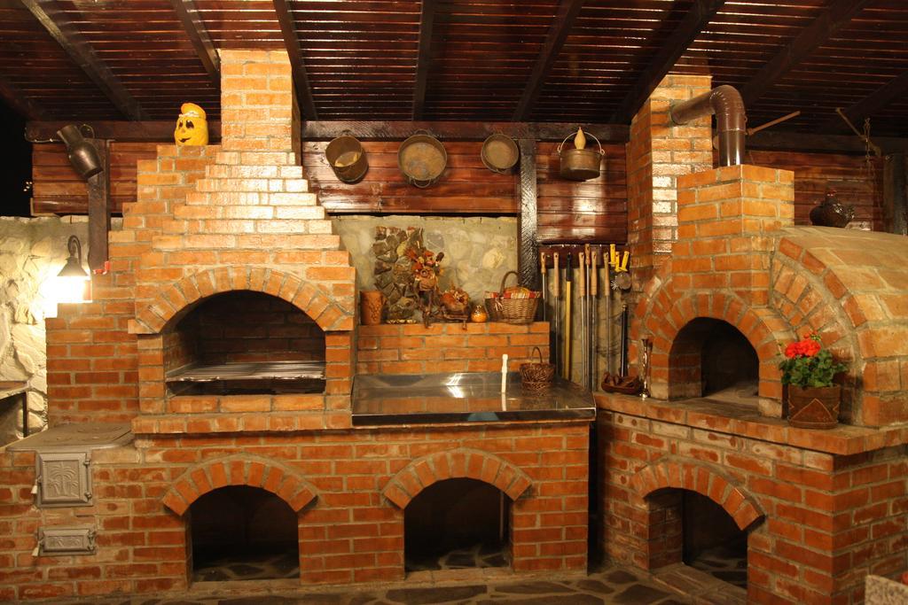 Rixo'S Guesthouse Circea Exterior photo