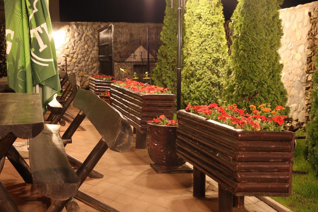 Rixo'S Guesthouse Circea Exterior photo
