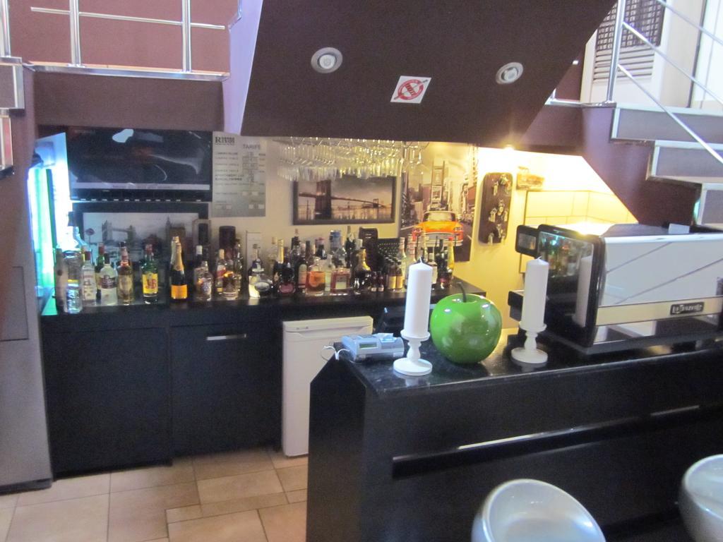 Rixo'S Guesthouse Circea Exterior photo